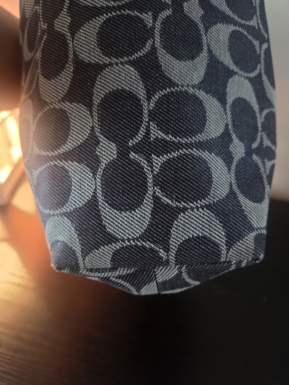Coach Jean Signature Canvas Tote with Rainbow Straps - NAVY/Grey LIKE NEW - Picture 5 of 9